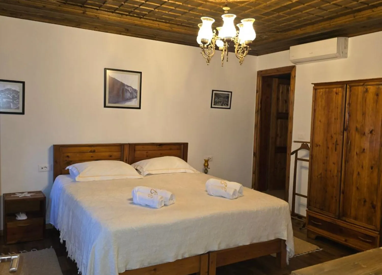 فندق Guest House J.Prifti بيرات