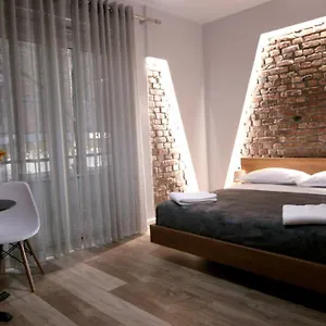 Koni's , Tirana Albania
